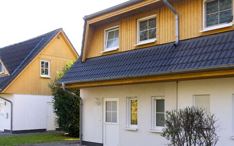 Schneider 2D: Plante, Bâtiment, Fenêtre, Maison, Ciel, Bois, Lot Terre, Chalet, Siding
