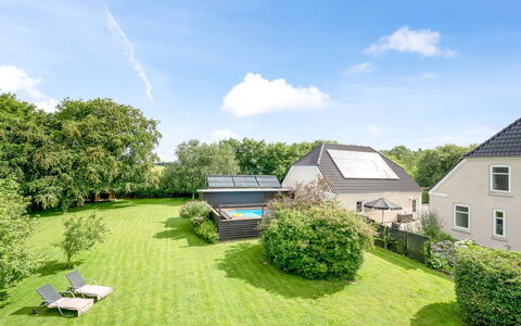 Amma - 21Km from the Sea: Biens, Ferme