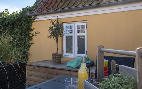 Yorick - 300M from the Sea: Bois, Toit, Architecture, Domicile, Maison, Chalet, Siding, Dur, Pente, Biens
