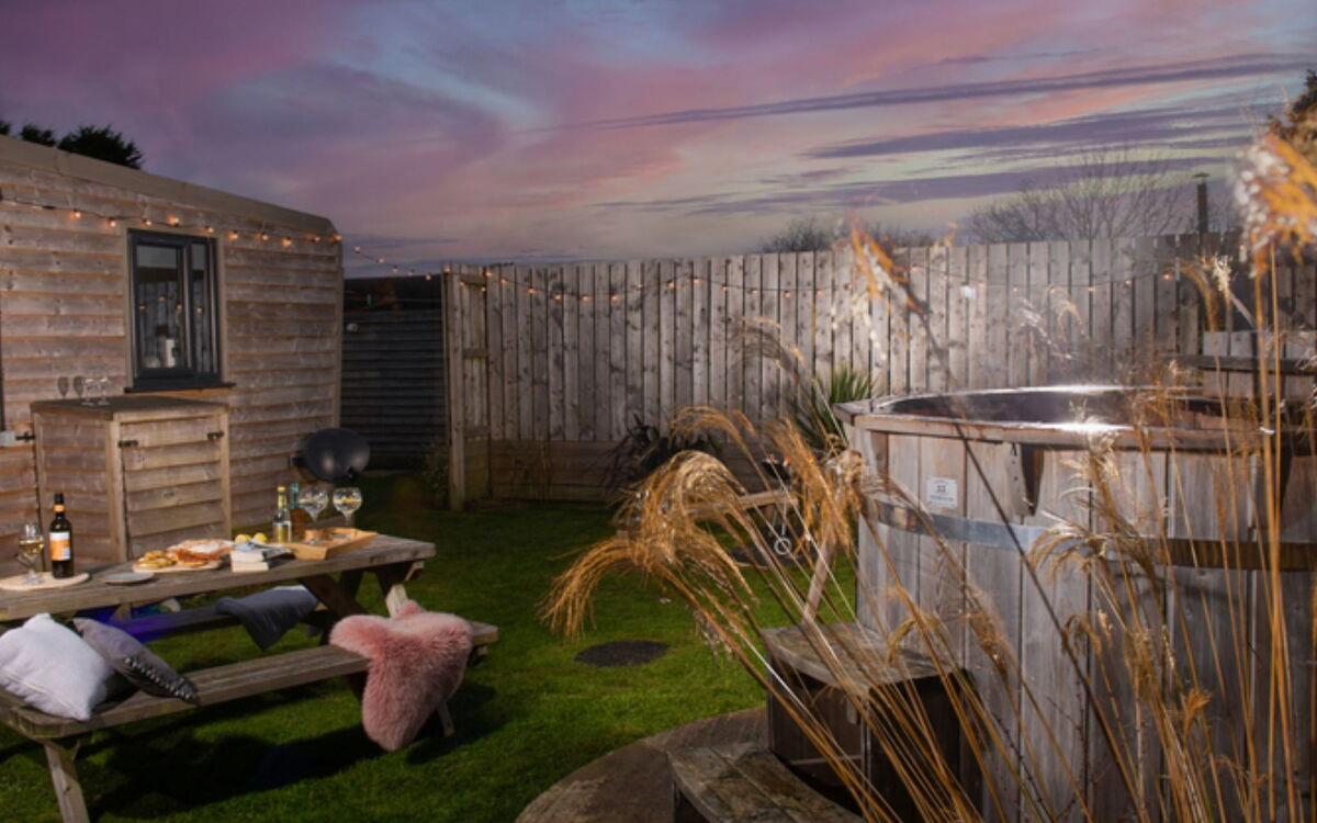 Wheal Rose Hot Tub