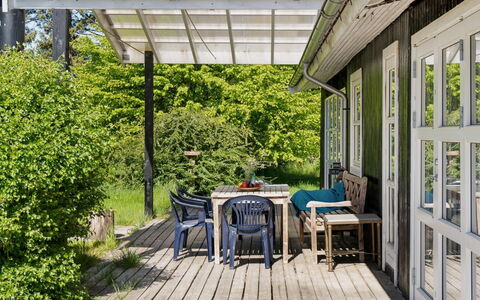 Iliane - 450M from the Sea: Bois, Toit, Architecture, Domicile, Maison, Chalet, Siding, Dur, Pente, Biens