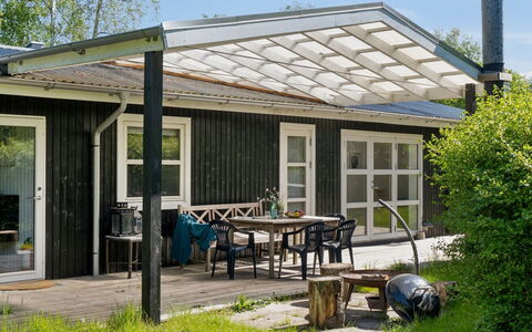 Iliane - 450M from the Sea: Bois, Toit, Architecture, Domicile, Maison, Chalet, Siding, Dur, Pente, Biens
