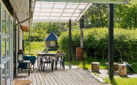 Iliane - 450M from the Sea: Bois, Toit, Architecture, Domicile, Maison, Chalet, Siding, Dur, Pente, Biens