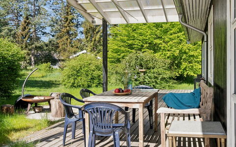 Iliane - 450M from the Sea: Bois, Toit, Architecture, Domicile, Maison, Chalet, Siding, Dur, Pente, Biens