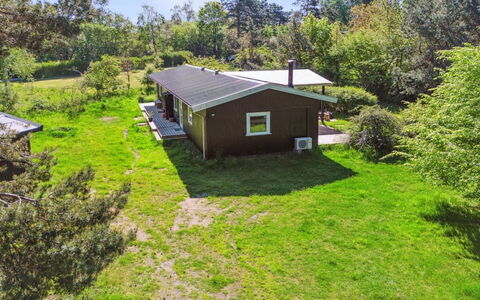 Iliane - 450M from the Sea: Bois, Toit, Architecture, Domicile, Maison, Chalet, Siding, Dur, Pente, Biens