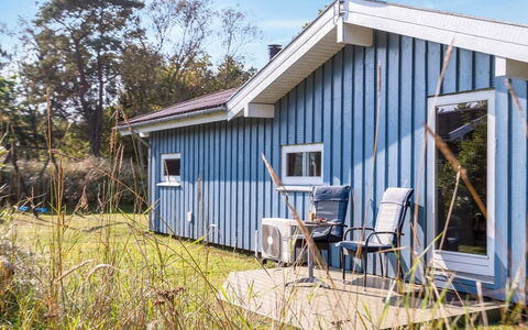 Amai - 100M from the Sea: Bois, Domicile, Porche, Plate-Forme, Dur, Toit, Tache De Bois, Parquet, Eco Hôtel