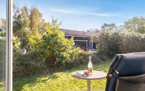 Amai - 100M from the Sea: Bois, Domicile, Porche, Plate-Forme, Dur, Toit, Tache De Bois, Parquet, Eco Hôtel