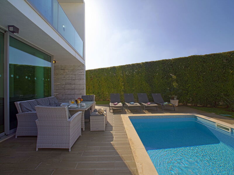 Pires - Vip Properties