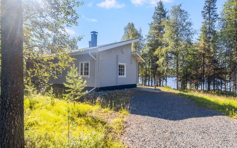 Pohjaslahdentie 17 B: Arbre, Maison, Chalet, Domicile, Lot Terre, Toit, Siding, Mélèze, Biens