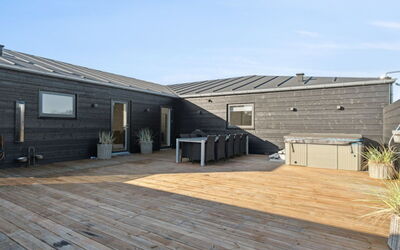 Fridhild - 1.5Km from the Sea