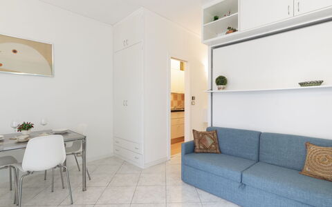 Mediterranee: Meubles, Éclairage, Salon, Confort, Bois, Sol, Sol, Mur, Porte