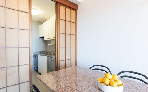 Punta Ala 130: Aliments, Cabinetry, Comptoir, Bois, Sol, Cuisine, Sol, Vaisselle, Fruit, Évier