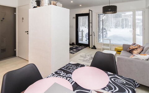 Hillaniitty: Bois, Neige, Chalet, L'Hiver, Toit, Domicile, Gelé, Cabane En Rondins, Siding, Pente