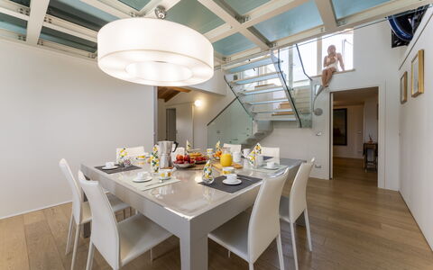 Casa del Marchese, Pool, Wifi, Castell' Arquato: Table, Meubles, Aliments, Chaise, Design Intérieur, Vaisselle, Table Cuisine Et Salle A Manger, Sol, Sol, Bois