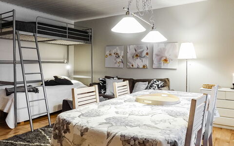 Saajola: Meubles, Design Intérieur, Lit, Sol, Sol, Chambre, Bois, Pièce, Literie, Drap De Lit