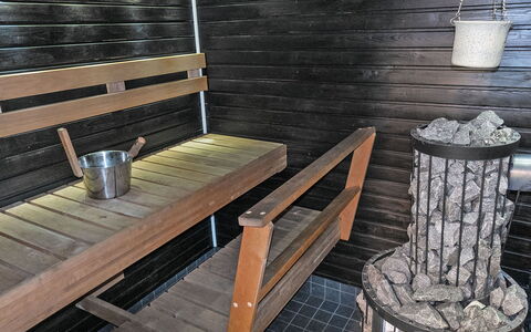 Mökki Tenolla: Meubles, Chaise, Mobilier De Jardin, Table, Bois, Tableau De Plein Air, Table Cuisine Et Salle A Manger, Ombre, Jardin, Parapluie