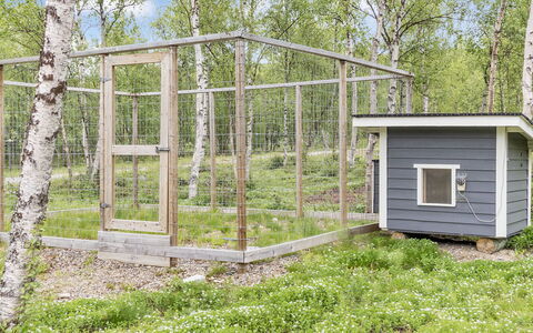 Mökki Tenolla: Meubles, Chaise, Mobilier De Jardin, Table, Bois, Tableau De Plein Air, Table Cuisine Et Salle A Manger, Ombre, Jardin, Parapluie