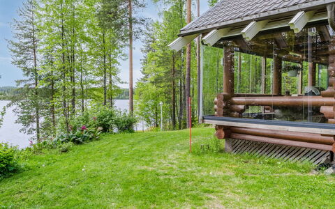 Kokkoranta: Meubles, Chaise, Mobilier De Jardin, Table, Bois, Tableau De Plein Air, Table Cuisine Et Salle A Manger, Ombre, Jardin, Parapluie