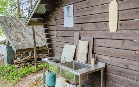 Kokkoranta: Meubles, Chaise, Mobilier De Jardin, Table, Bois, Tableau De Plein Air, Table Cuisine Et Salle A Manger, Ombre, Jardin, Parapluie