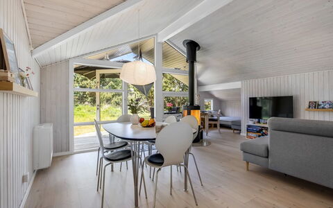 Ubbe - 800M from the Sea: Bois, Plafond, Design Intérieur, Sol, Sol, Meubles, Parquet, Domicile, Table Cuisine Et Salle A Manger, Salon