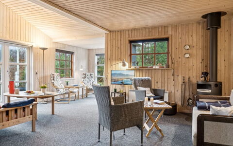 Niyazi - 770M from the Sea: Meubles, Bois, Design Intérieur, Plafond, Sol, Chaise, Sol, Canapé, Salon, Domicile