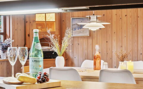 Niyazi - 770M from the Sea: Design Intérieur, Luminaire, Bois, Meubles, Plafond, Sol, Éclairage, Comptoir, Sol, Cuisine