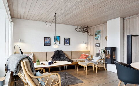 Eljene - 700M from the Sea: Meubles, Design Intérieur, Sol, Bois, Sol, Éclairage, Parquet, Salon, Plafond, Domicile