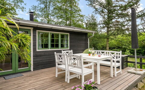Bonde - 800M to the Fjord: Bleu, Arbuste, Chalet, Couverture De Sol, Jardin, Biens, Ombre, Aménagement Paysager, Ferme, Eco Hôtel