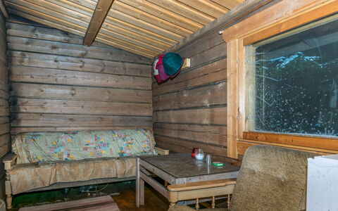 Villa Kipinä: Meubles, Design Intérieur, Sol, Sol, Table, Plafond, Table Cuisine Et Salle A Manger, Éclairage, Chaise, Domicile