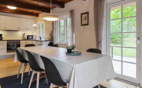 Hila: Meubles, Bois, Sol, Design Intérieur, Table Cuisine Et Salle A Manger, Salle À Manger, Sol, Domicile, Parquet, Table
