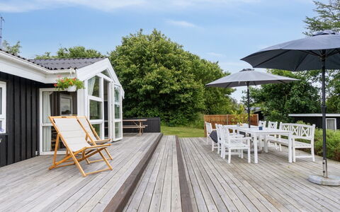 Katharine - 175M from the Sea: Bois, Domicile, Porche, Plate-Forme, Dur, Toit, Tache De Bois, Parquet, Eco Hôtel