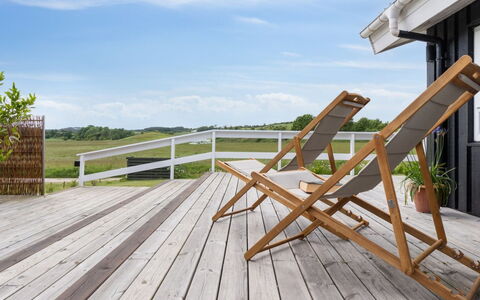 Katharine - 175M from the Sea: Bois, Domicile, Porche, Plate-Forme, Dur, Toit, Tache De Bois, Parquet, Eco Hôtel