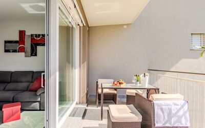 Logement:&nbsp;Sunny House 165.2