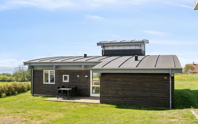 Halvor - 275M from the Sea