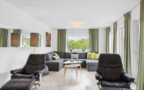 Edo - 575M from the Sea: Meubles, Design Intérieur, Sol, Sol, Plafond, Pièce, Chaise, Table, Appartement, Table Cuisine Et Salle A Manger
