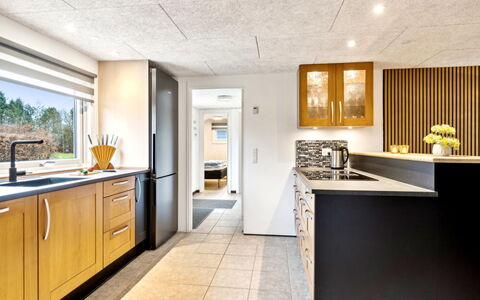Fidelia - 400M from the Sea: Plafond, Sol, Design Intérieur, Sol, Composite, Meubles, Recours, Hôtel, Conception, Daylighting