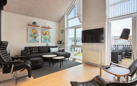 Borica - 700M from the Sea: Plafond, Sol, Design Intérieur, Sol, Composite, Meubles, Recours, Hôtel, Conception, Daylighting