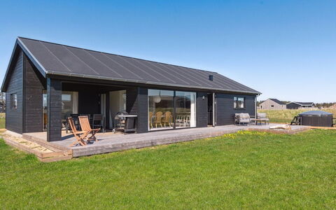 Cresta - 1.4Km from the Sea: Toit, Chalet, Domicile, Siding, Cabanon, Grange, Ferme, Batiments Jardin, Allée, Cabane