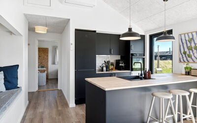Cresta - 1.4Km from the Sea