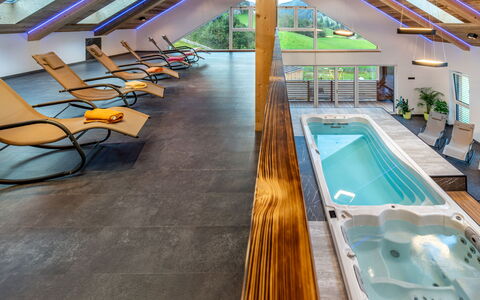 Stein an der Enns 613: L'Eau, Piscine, Design Intérieur, Bâtiment, Architecture, Bois, Sol, Loisir, Sol, Immobilier