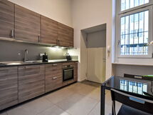 Milan 402
