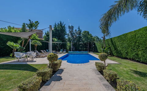 Carmen: Arbre, Piscine, Jardin, Aménagement Paysager, Ombre, Recours, Pelouse, À Feuilles Persistantes, Hacienda