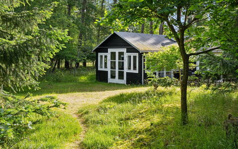 Borghild - 1Km from the Sea: Domicile, Chalet, Porche, Siding, Ferme, Structure En Plein Air