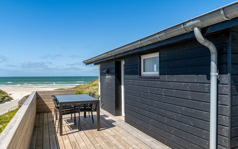 Fatlinda - 50M from the Sea: Plafond, Sol, Design Intérieur, Sol, Composite, Meubles, Recours, Hôtel, Conception, Daylighting