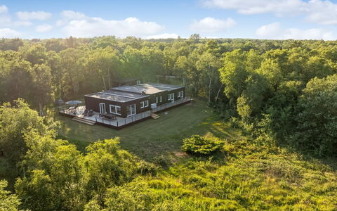 Thorbiorn - from the Sea: Toit, Maison, Domicile, Chalet, Porte, Siding, Plate-Forme, Porche, Planche, Dur