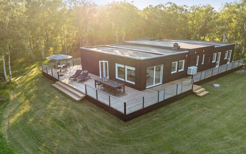 Thorbiorn - from the Sea: Toit, Maison, Domicile, Chalet, Porte, Siding, Plate-Forme, Porche, Planche, Dur