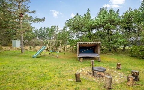 Orm - 2.3Km from the Sea: Chalet, Cabanon, Cabane, Ferme, Prairie, Cabane, Grange, Cabane En Rondins, Batiments Jardin
