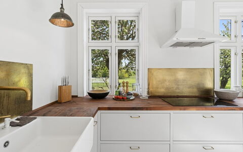 Antonina - 1.5Km from the Sea: Cuisine, Sol, Design Intérieur, Comptoir, Cabinetry, Appareil De Cuisine, Luminaire Plomberie, Robinet, Luminaire