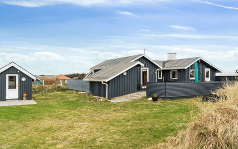 Dolores - 200M from the Sea: Chalet, Cabanon, Cabane, Ferme, Prairie, Cabane, Grange, Cabane En Rondins, Batiments Jardin
