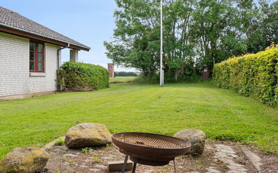 Sebine - 800M from the Sea